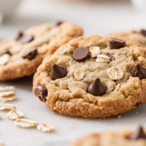 Homemade Oatmeal Chocolate Chip Cookies: Soft, chewy treats loaded with melty chips and crunchy oats—perfect for cozy snacking. Save this idea so you can come back to it later.
